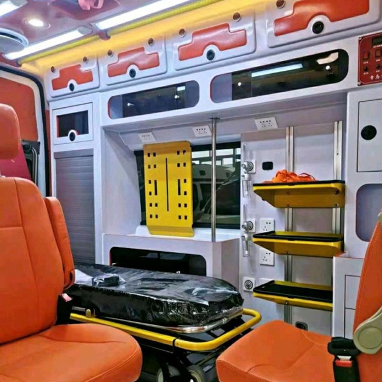 大通长途救护车护送病人租赁价格